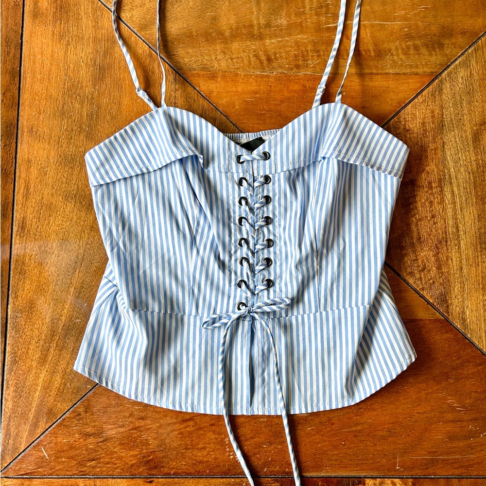 Lulus Blue and White Lace-Up Cropped Bodice Camisole, size Small